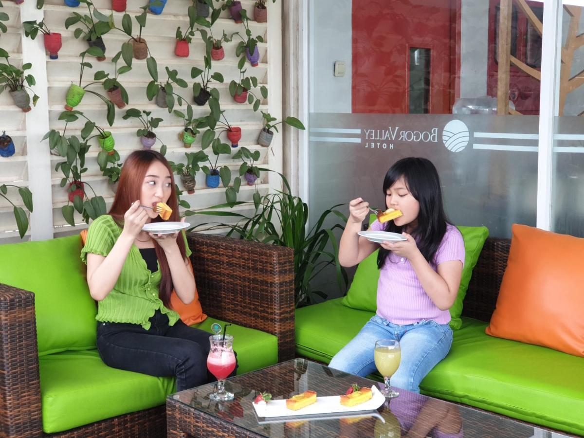 Bogor Valley Hotel Esterno foto