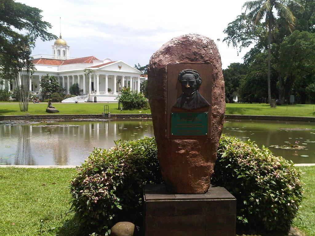 Bogor Valley Hotel Esterno foto